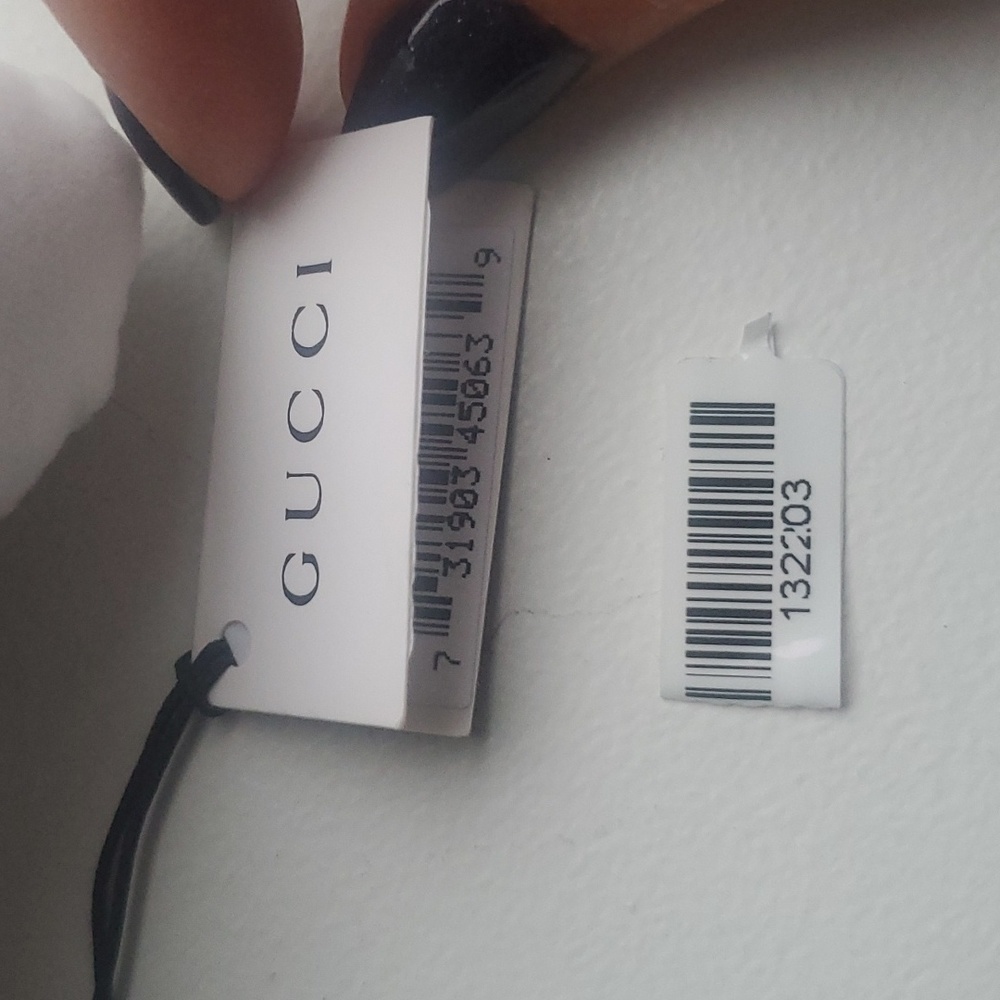 Unisex Gucci watch Good condition - Picture 4 of 17